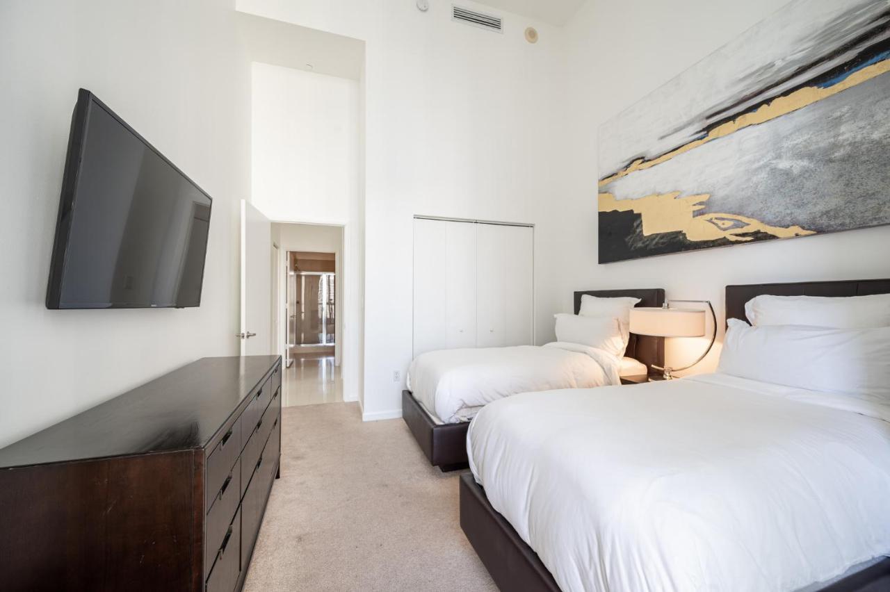 Iconic Luxurious High Ceilings Unit Brickell W Appartement Miami Buitenkant foto